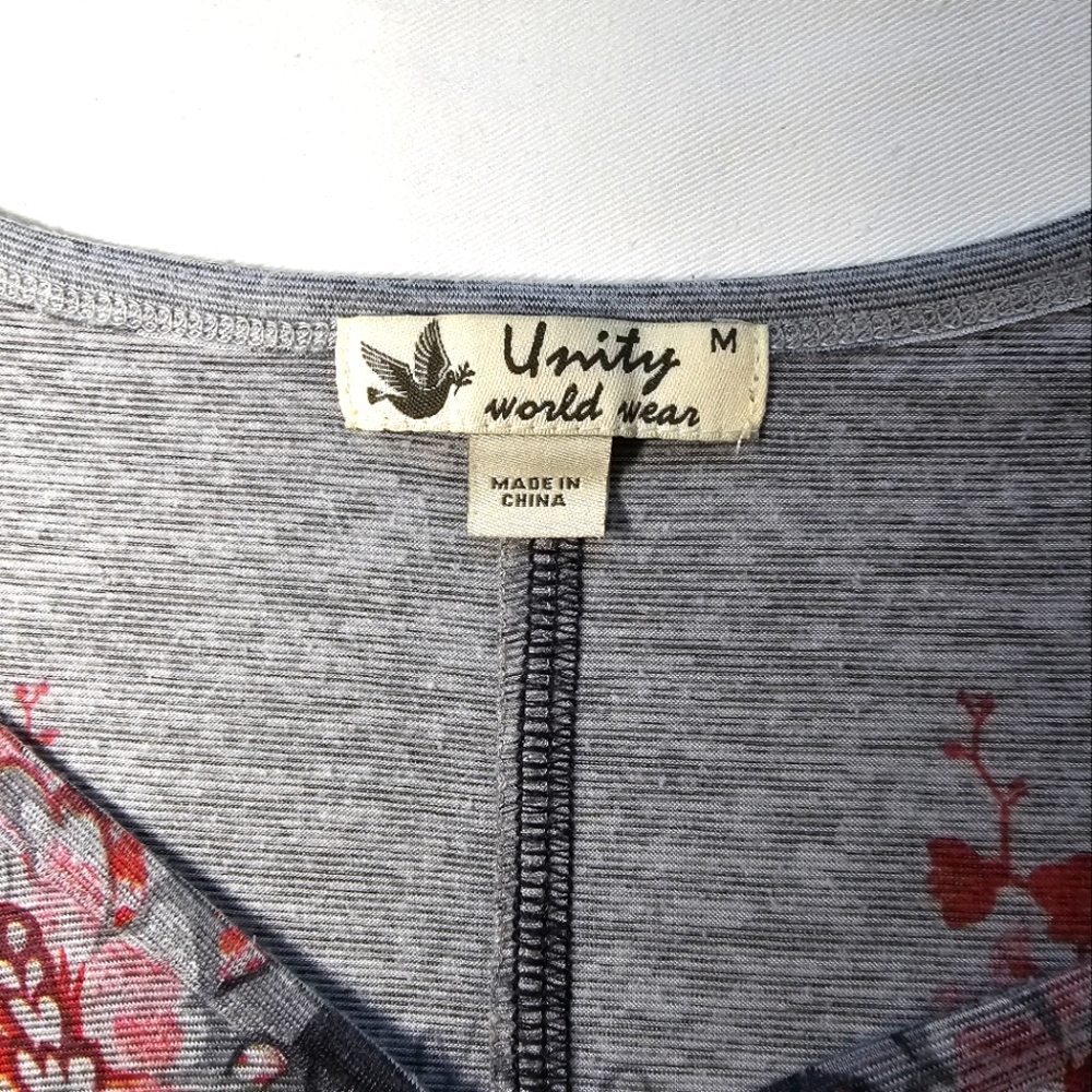 Unity World Wear V-Neck T-Shirt Top Elbow Sleeves sz M - Picture 4 of 8